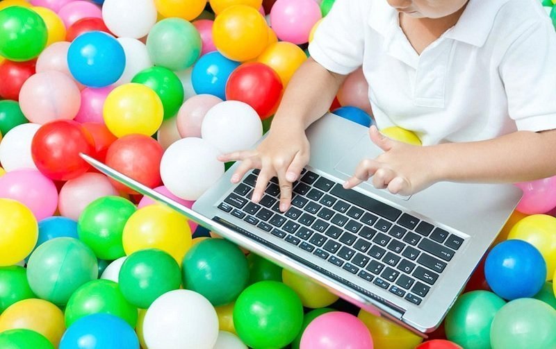 internette_Çocuğunuzu_Unutmayın_internet_Kullanimi_ile_ilgili_Uyarılar1